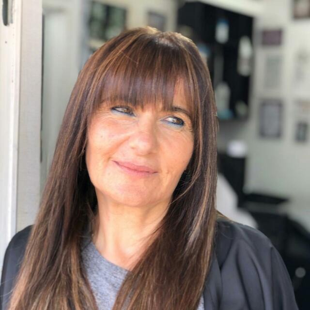 רותי חזן, מתמחה לטיפולי פדיקור